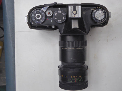 Krasnogorsk :  Zenit ET with Helios Lense- Camera - (SB9)