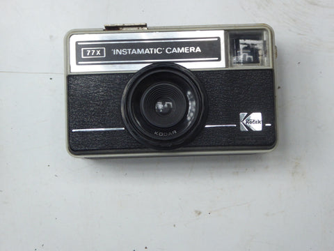 Kodak Eastman :  Instamatic 77X - Camera - (SB9) (A)
