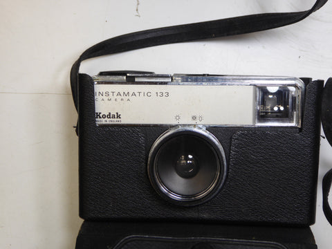 Kodak Eastman : Instamatic 133 - (SB10)