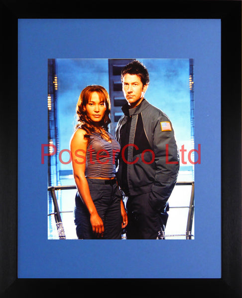 Sheppard and Emmagan - Stargate Atlantis - Framed print 16"H x 12"W