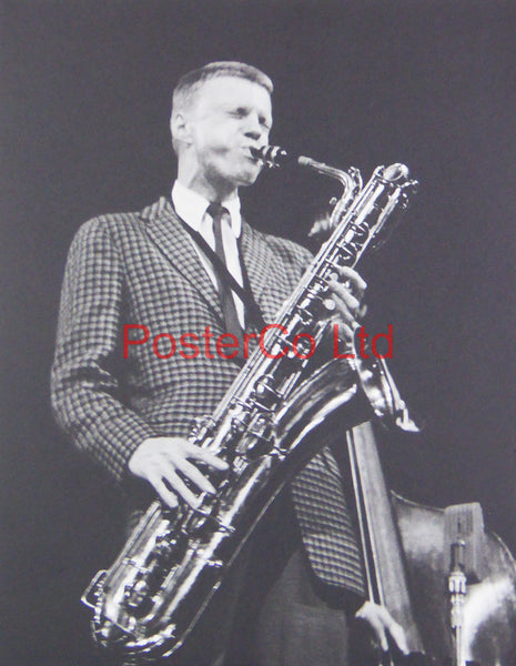 Gerry Mulligan - Playing a Saxophone