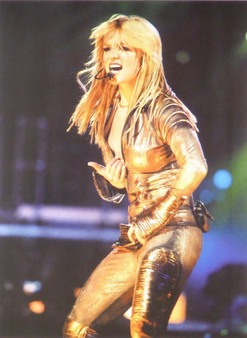 Britney Spears on stage with bronze outfit  3  (full shot)